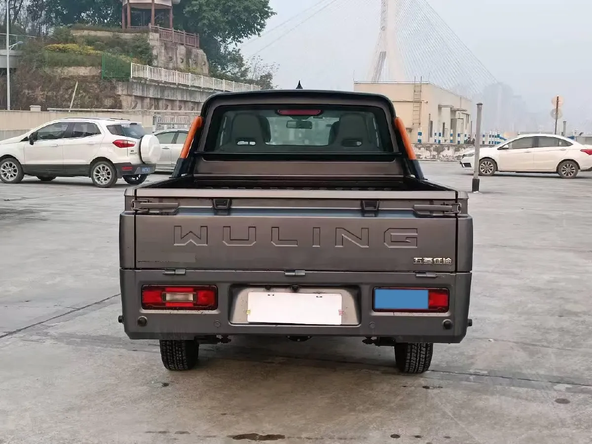 2021 WuLing ZhentTu 1.5L 99HP L4 5MT,autocango,china used car exporter,china ev exporter,chinese used car exporter,chinese used ev exporter