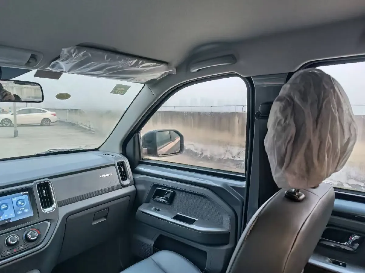 2021 WuLing ZhentTu 1.5L 99HP L4 5MT,autocango,china used car exporter,china ev exporter,chinese used car exporter,chinese used ev exporter