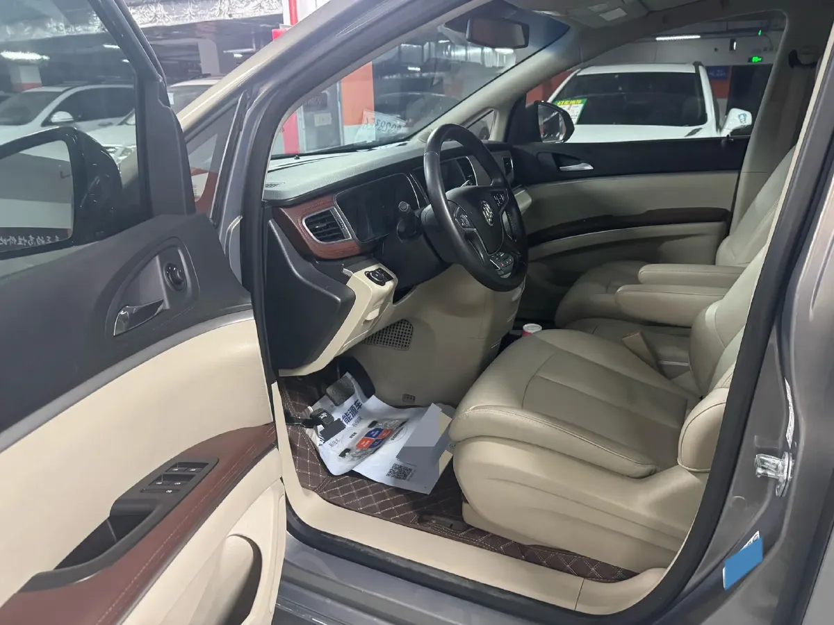 2018 Buick GL8 2.0T 260HP L4 6AT,autocango,china used car exporter,china ev exporter,chinese used car exporter,chinese used ev exporter