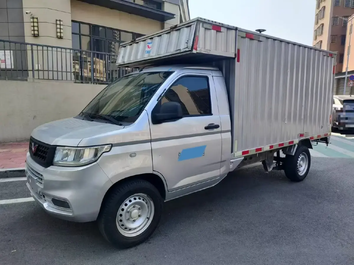 2018 WuLing RongGuang New Truck 1.5L 107HP L4 5MT