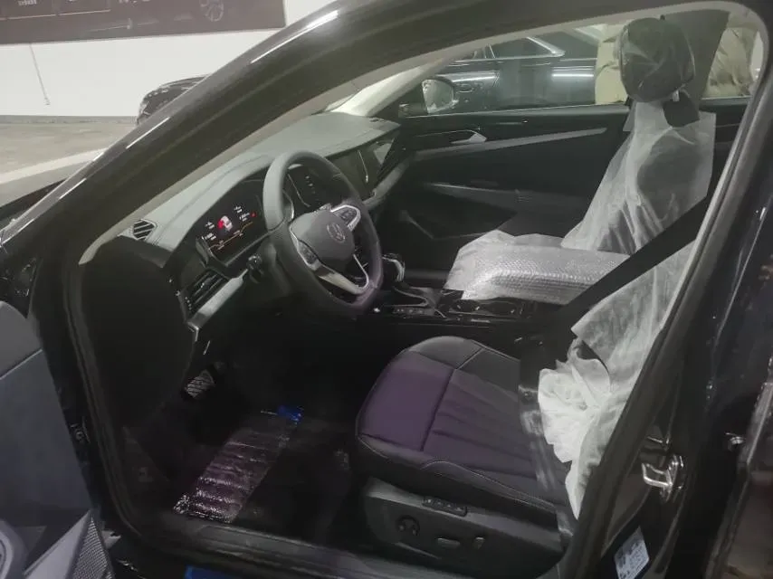 2026 Volkswagen Passat 2.0T 186HP L4 7DCT,autocango,china used car exporter,china ev exporter,chinese used car exporter,chinese used ev exporter