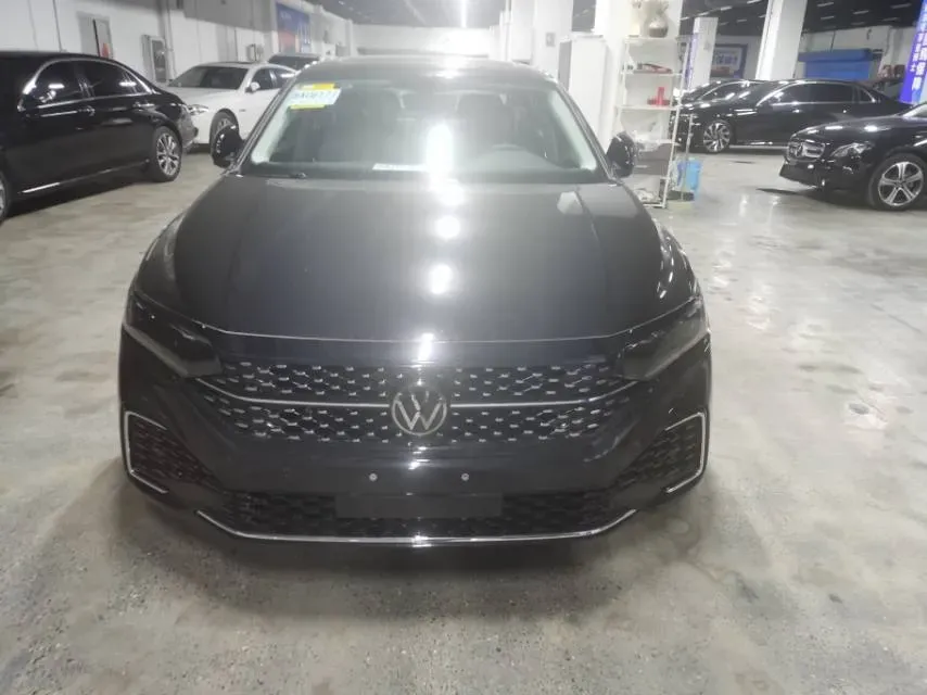 2026 Volkswagen Passat 2.0T 186HP L4 7DCT,autocango,china used car exporter,china ev exporter,chinese used car exporter,chinese used ev exporter