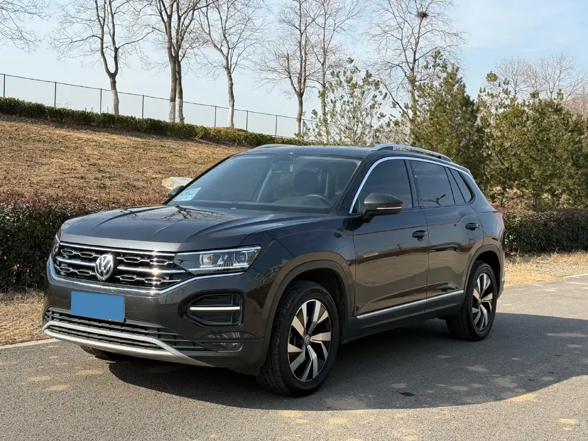 2019 Jeep Cherokee 2.0T 234HP L4 9AT