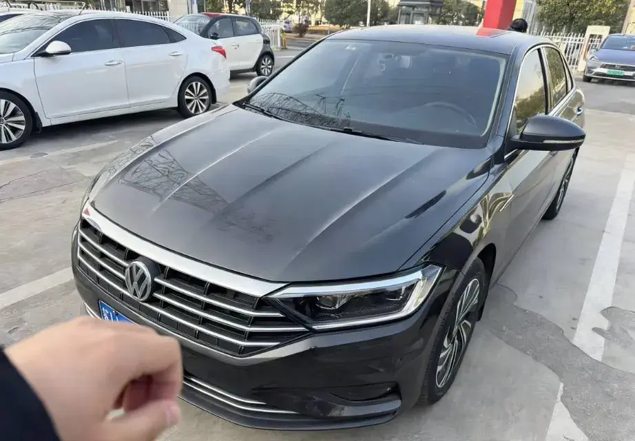 2021 Volkswagen Sagitar 1.4T 150HP L4 7DCT
