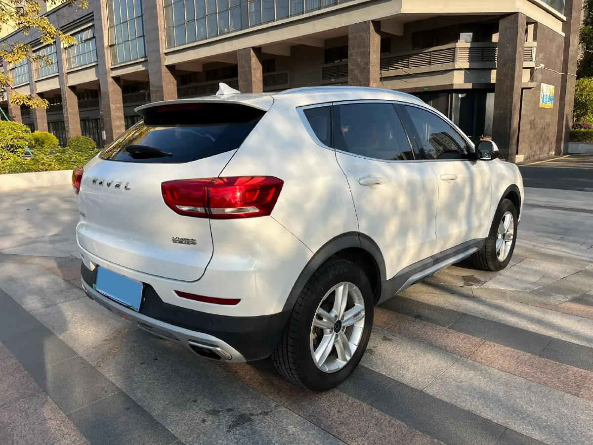 2018 Haval H4 1.5T 169HP L4 7DCT,autocango,china used car exporter,china ev exporter,chinese used car exporter,chinese used ev exporter