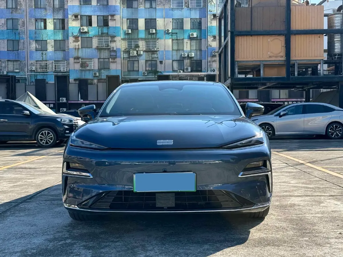 2025 Geely Galaxy Starshine 8 1.5L 112HP L4 1DHT PHEV,autocango,china used car exporter,china ev exporter,chinese used car exporter,chinese used ev exporter