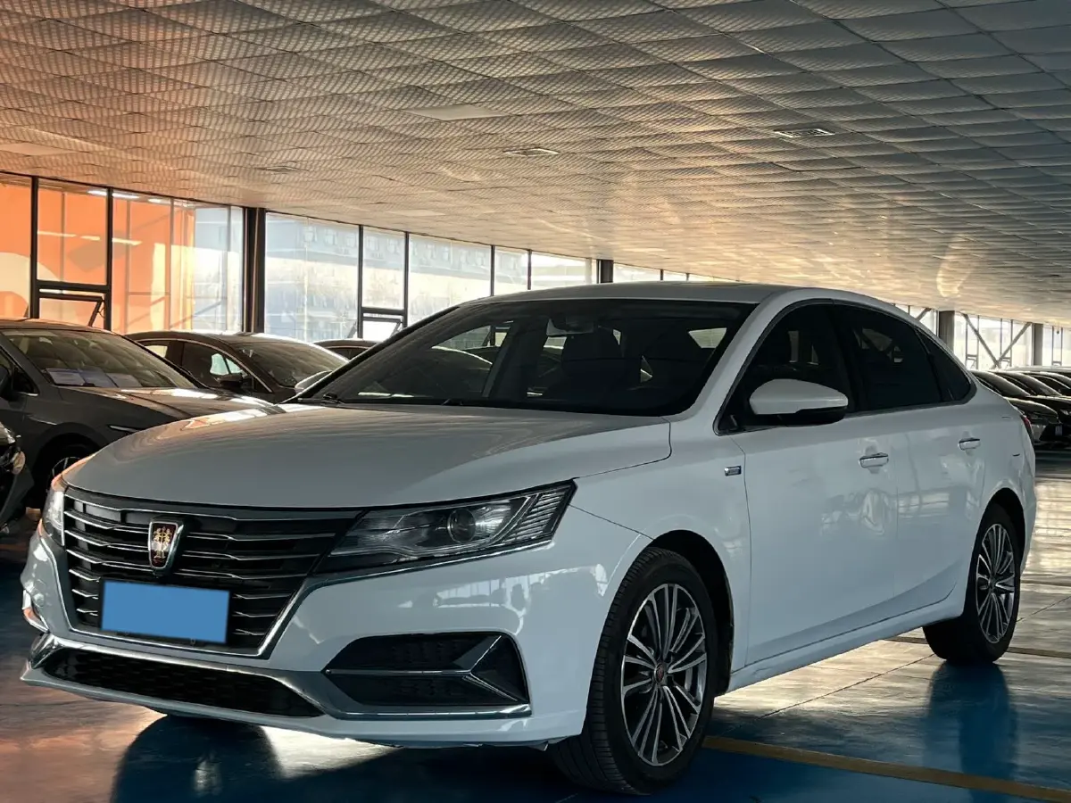 2020 Roewe i5 1.5L 120HP L4 CVT