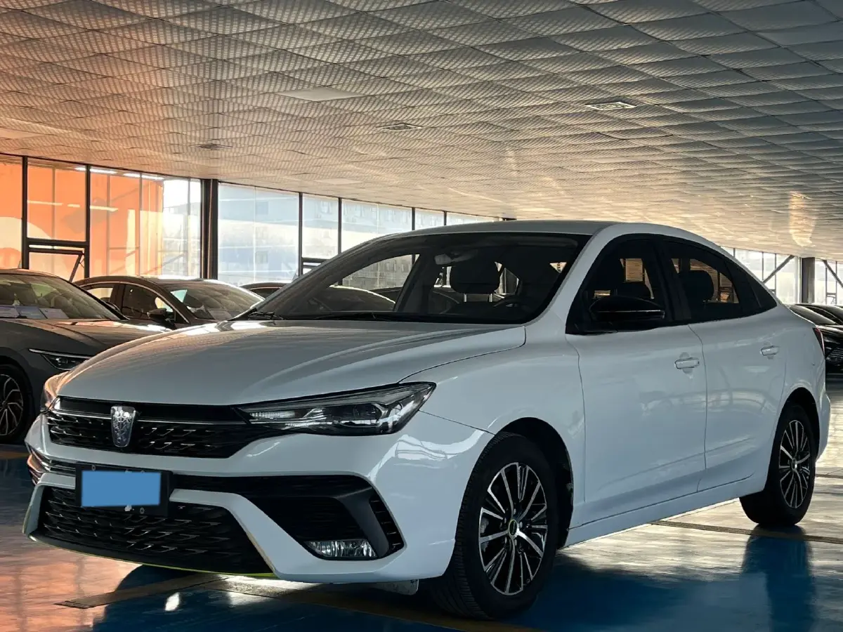 2021 Roewe i5 1.5L 120HP L4 CVT
