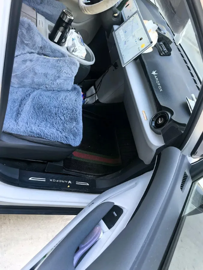 2024 ARCFOX KAOLA S BEV 58.8KWH,autocango,china used car exporter,china ev exporter,chinese used car exporter,chinese used ev exporter