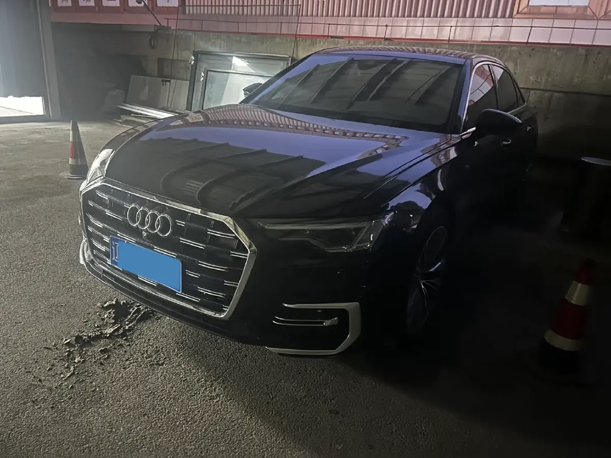 2023 Audi A6L 2.0T 245HP L4 7DCT