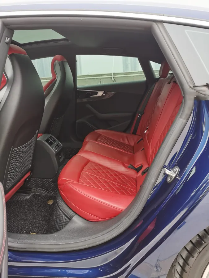 2020 Audi S5 3.0T 354HP V6 8AT,autocango,china used car exporter,china ev exporter,chinese used car exporter,chinese used ev exporter