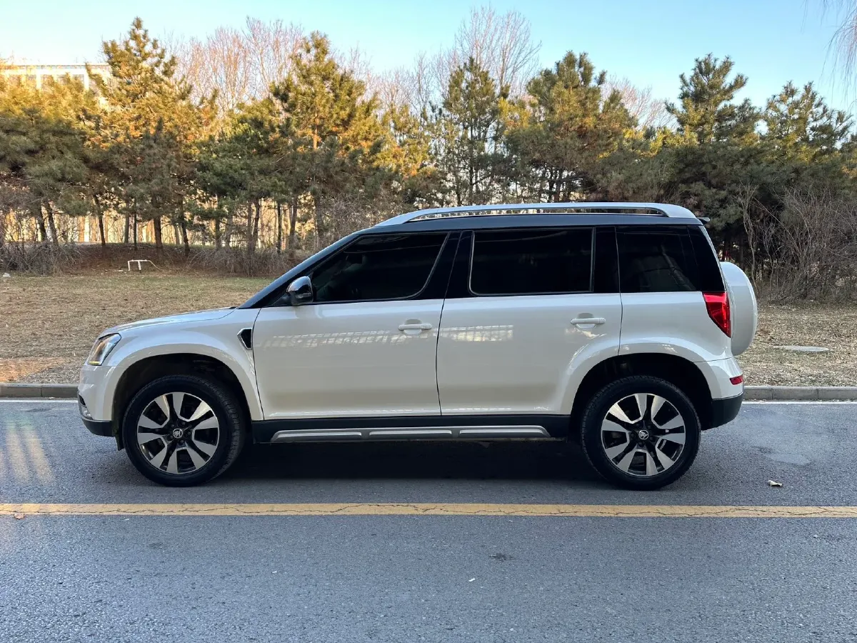 2017 Skoda Yeti 1.8T 160HP L4 6DCT,autocango,china used car exporter,china ev exporter,chinese used car exporter,chinese used ev exporter