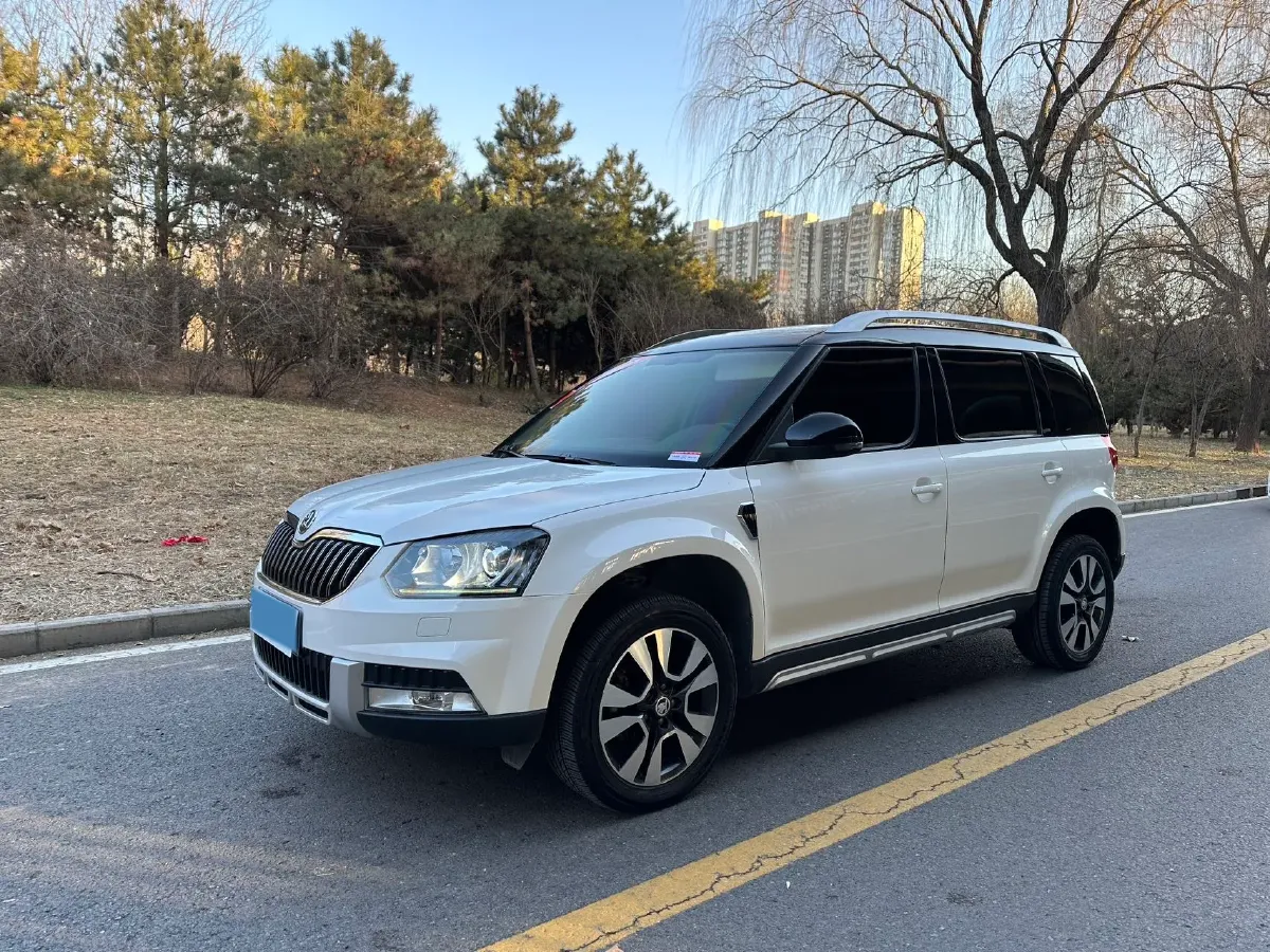 2017 Skoda Yeti 1.8T 160HP L4 6DCT,autocango,china used car exporter,china ev exporter,chinese used car exporter,chinese used ev exporter