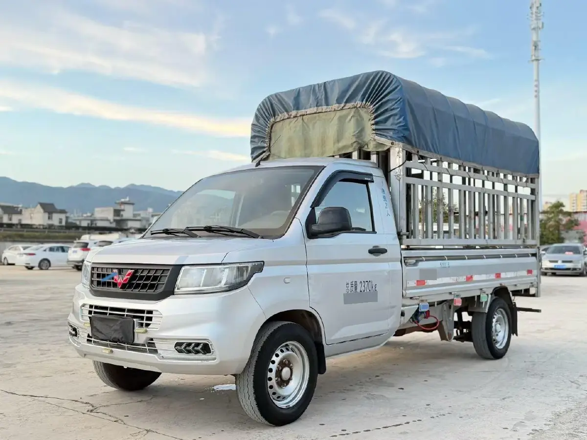 2019 WuLing RongGuang New Truck 1.8L 133HP L4 5MT