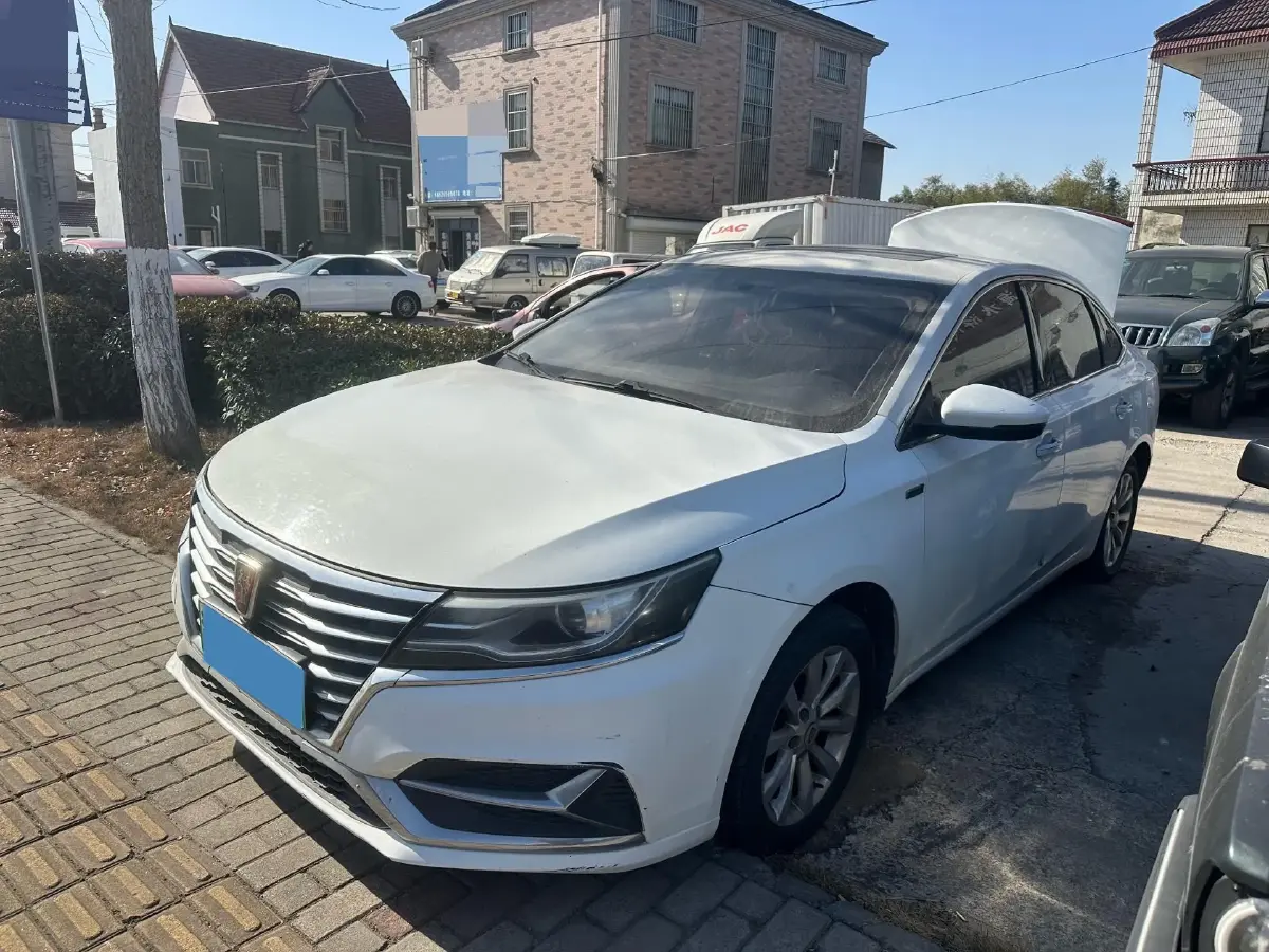 2017 Roewe i6 1.0T 125HP L3 2AT PHEV