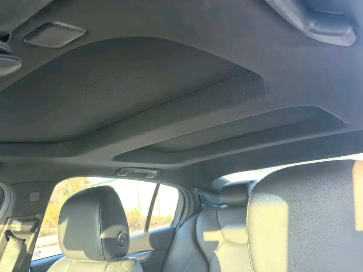 2020 Cadillac CT5 2.0T 241HP L4 10AT,autocango,china used car exporter,china ev exporter,chinese used car exporter,chinese used ev exporter