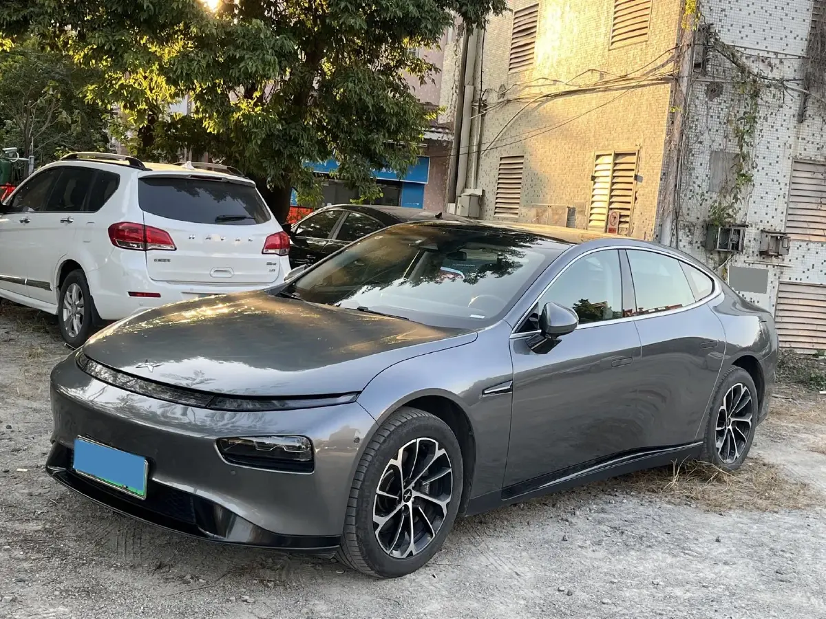 2020 DS 7 1.6T 215HP L4 8AT