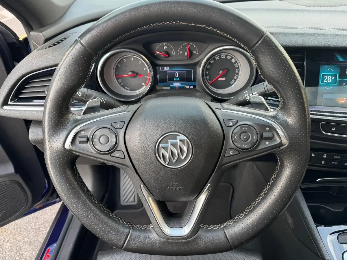 2019 Buick Regal 2.0T 261HP L4 9AT,autocango,china used car exporter,china ev exporter,chinese used car exporter,chinese used ev exporter