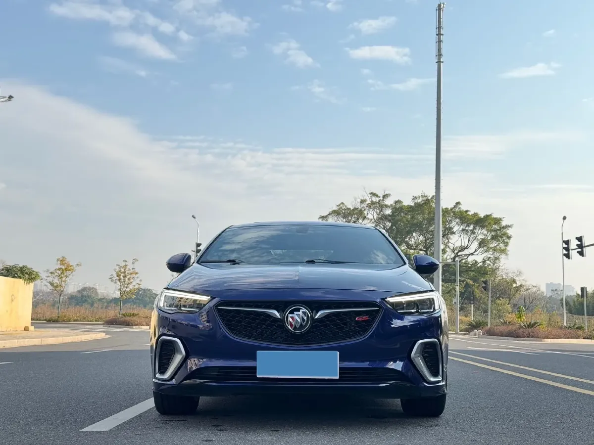 2019 Buick Regal 2.0T 261HP L4 9AT,autocango,china used car exporter,china ev exporter,chinese used car exporter,chinese used ev exporter