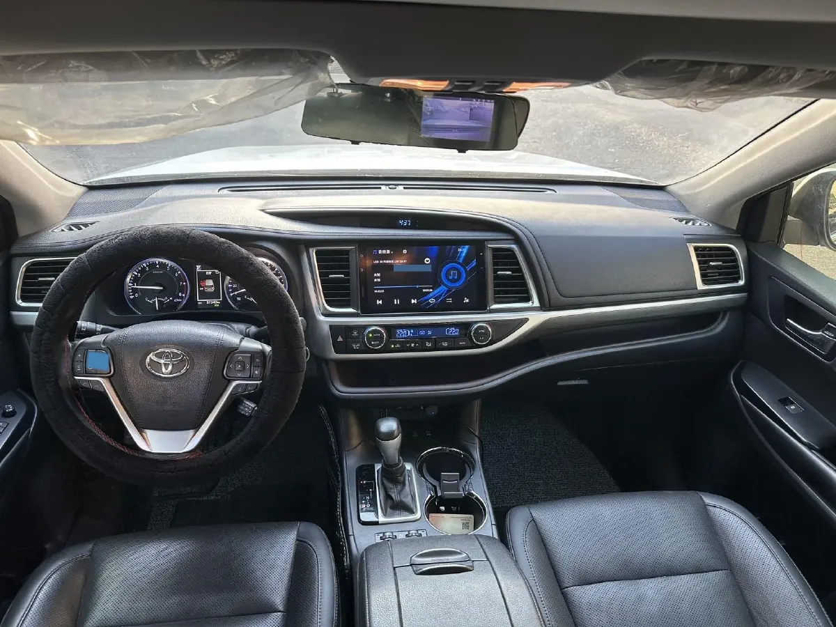 2019 HanTeng V7 1.5T 156HP L4 6AT,autocango,china used car exporter,china ev exporter,chinese used car exporter,chinese used ev exporter