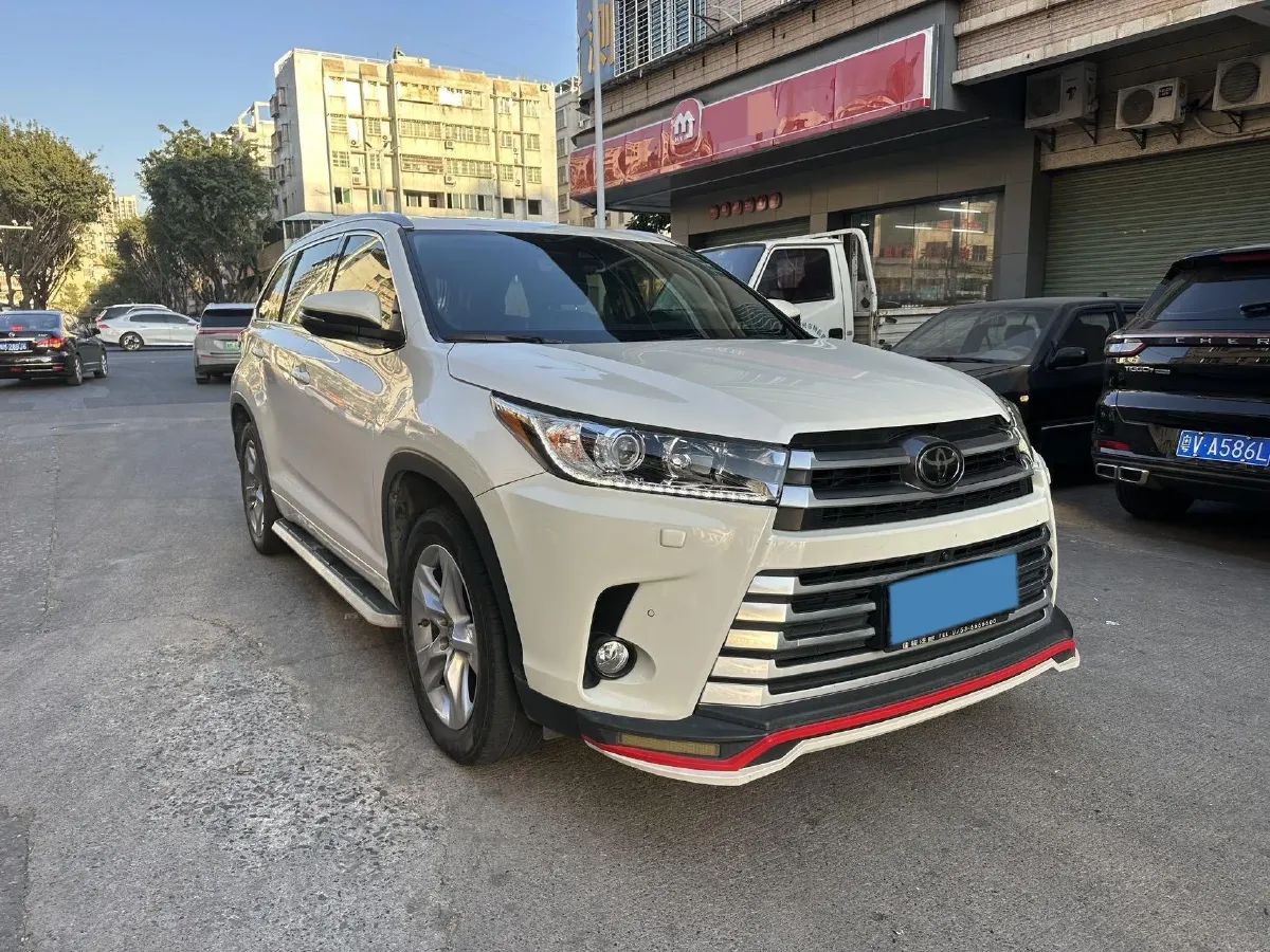 2019 HanTeng V7 1.5T 156HP L4 6AT,autocango,china used car exporter,china ev exporter,chinese used car exporter,chinese used ev exporter