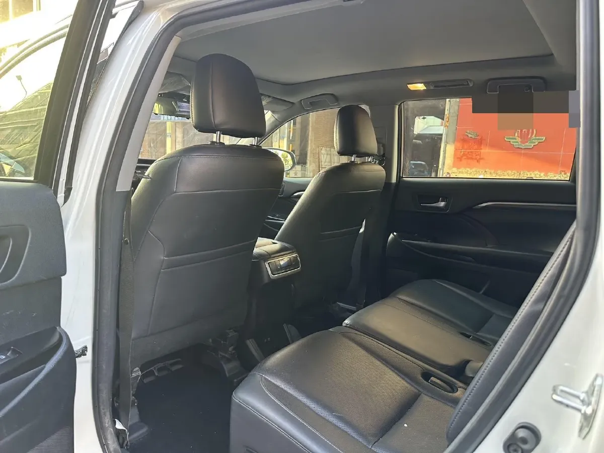 2019 HanTeng V7 1.5T 156HP L4 6AT,autocango,china used car exporter,china ev exporter,chinese used car exporter,chinese used ev exporter