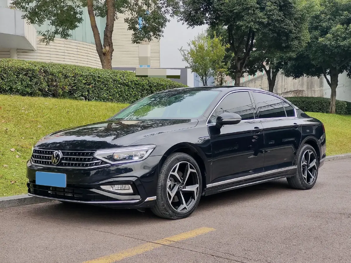 2023 Volkswagen Magotan 2.0T 186HP L4 7DCT