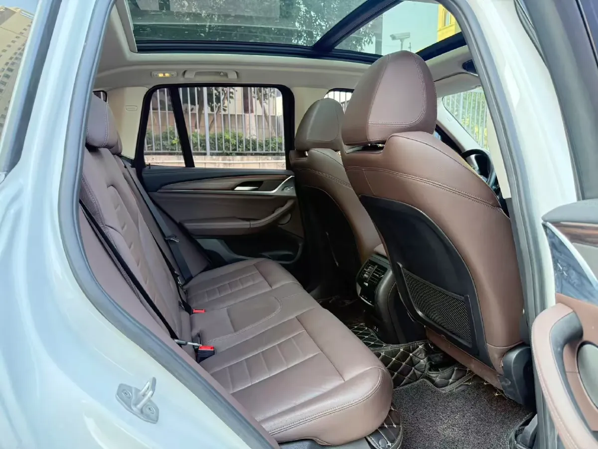 2021 BMW X3 2.0T 224HP L4 8AT,autocango,china used car exporter,china ev exporter,chinese used car exporter,chinese used ev exporter