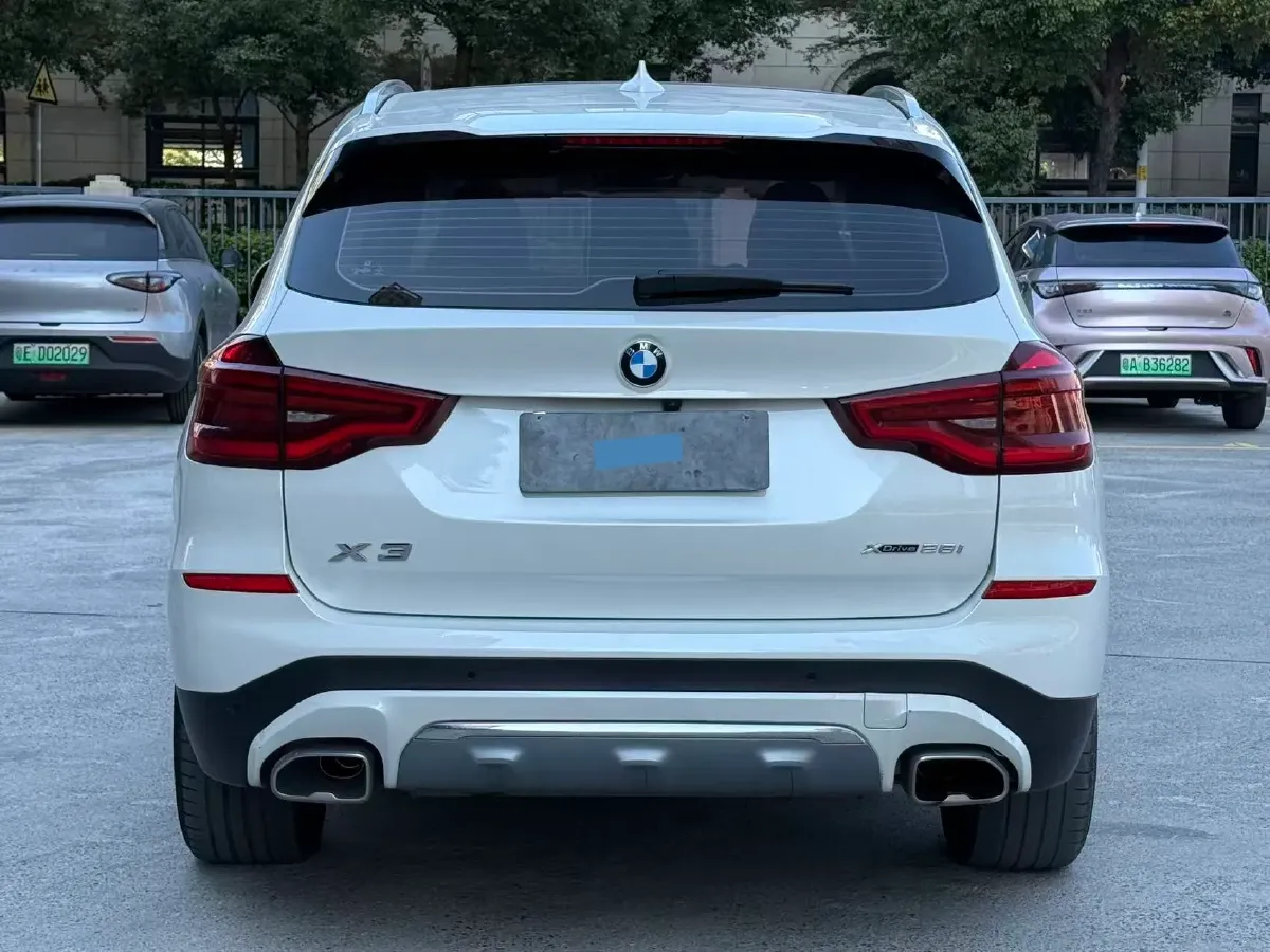 2021 BMW X3 2.0T 224HP L4 8AT,autocango,china used car exporter,china ev exporter,chinese used car exporter,chinese used ev exporter