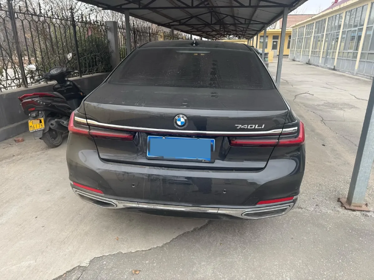 2021 BMW 7 Series 2.0T 265HP L4 8AT,autocango,china used car exporter,china ev exporter,chinese used car exporter,chinese used ev exporter