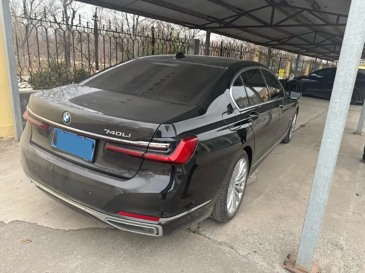 2021 BMW 7 Series 2.0T 265HP L4 8AT,autocango,china used car exporter,china ev exporter,chinese used car exporter,chinese used ev exporter