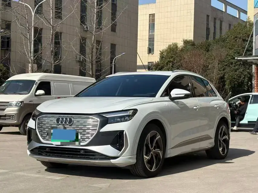 2022 Audi Q4 e-tron BEV 84.8KWH