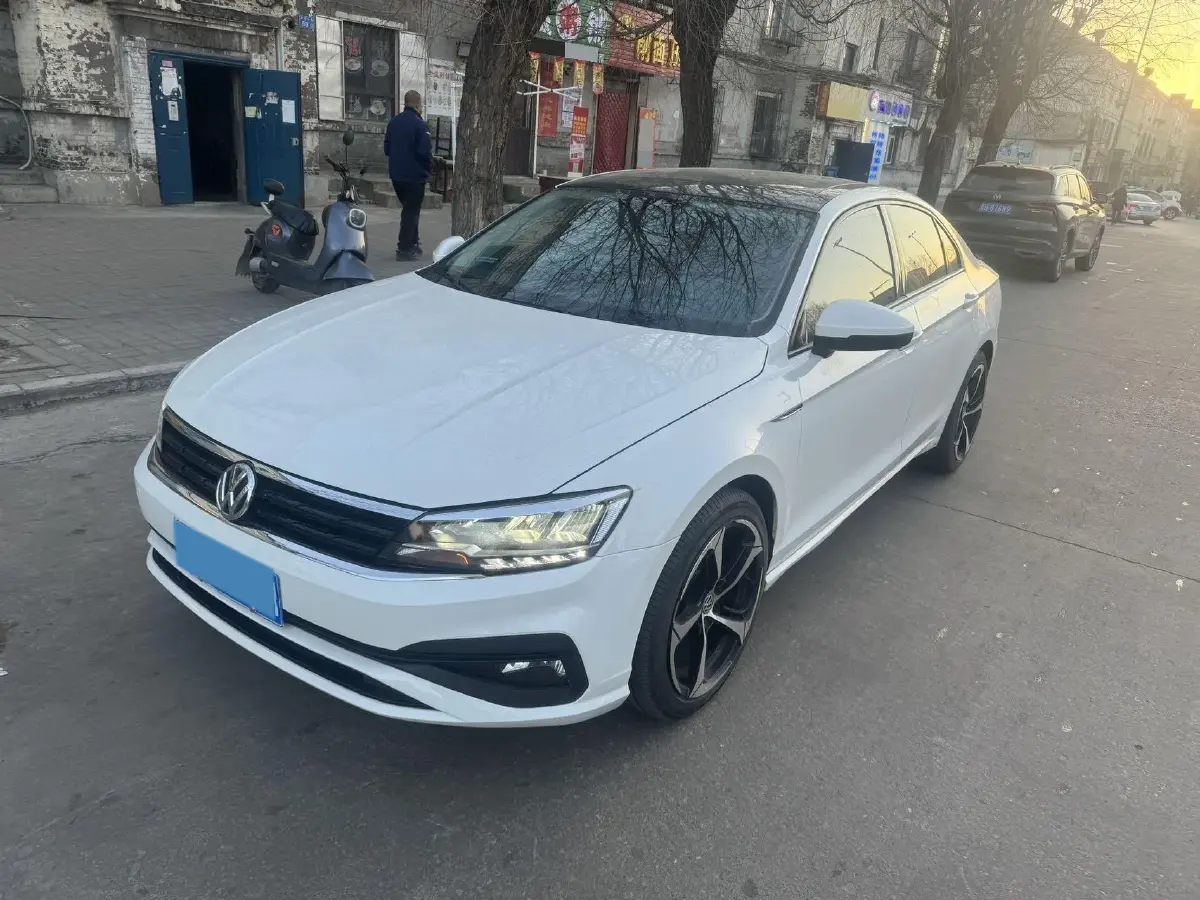 2019 Volkswagen Lamando 1.4T 131HP L4 7DCT