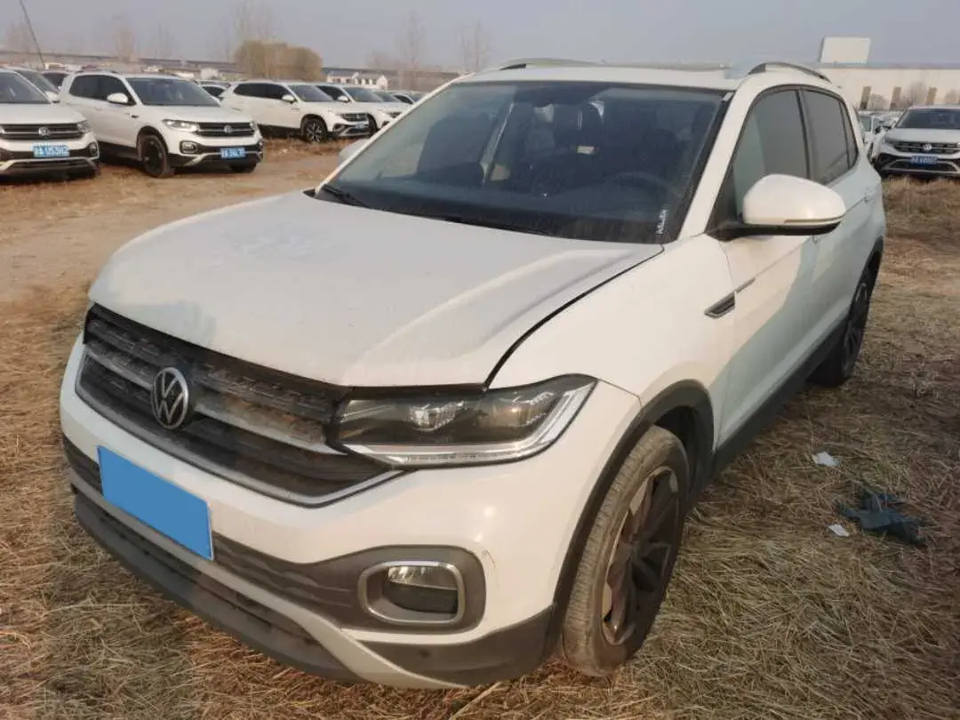 2021 Volkswagen Tacqua 1.2T 116HP L4 7DCT