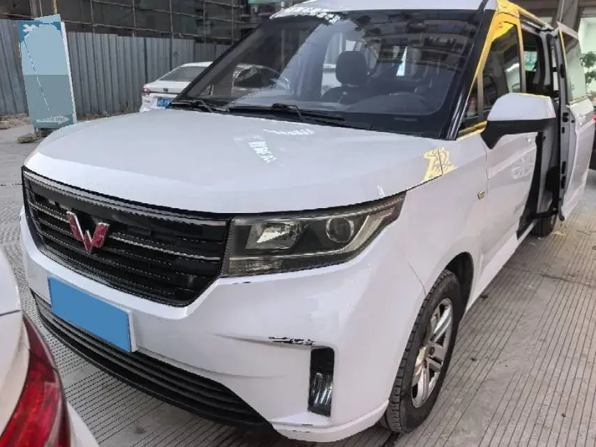 2021 WuLing ZhengChen 1.5T 147HP L4 6MT