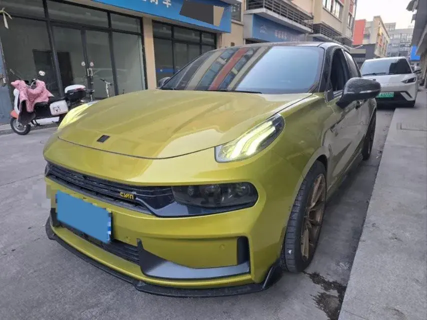 2019 LYNK&CO 03 2.0T 254HP L4 8AT