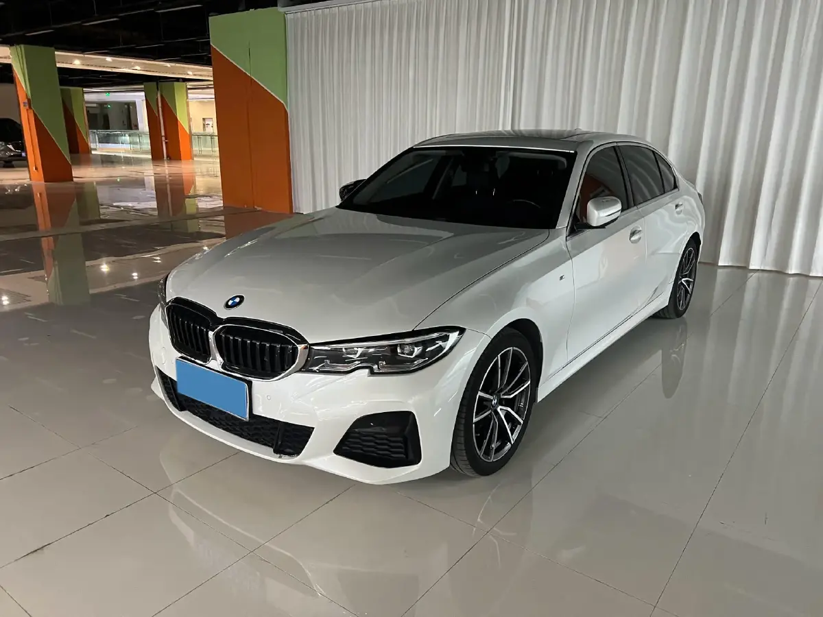 2021 BMW 3 Series 2.0T 156HP L4 8AT