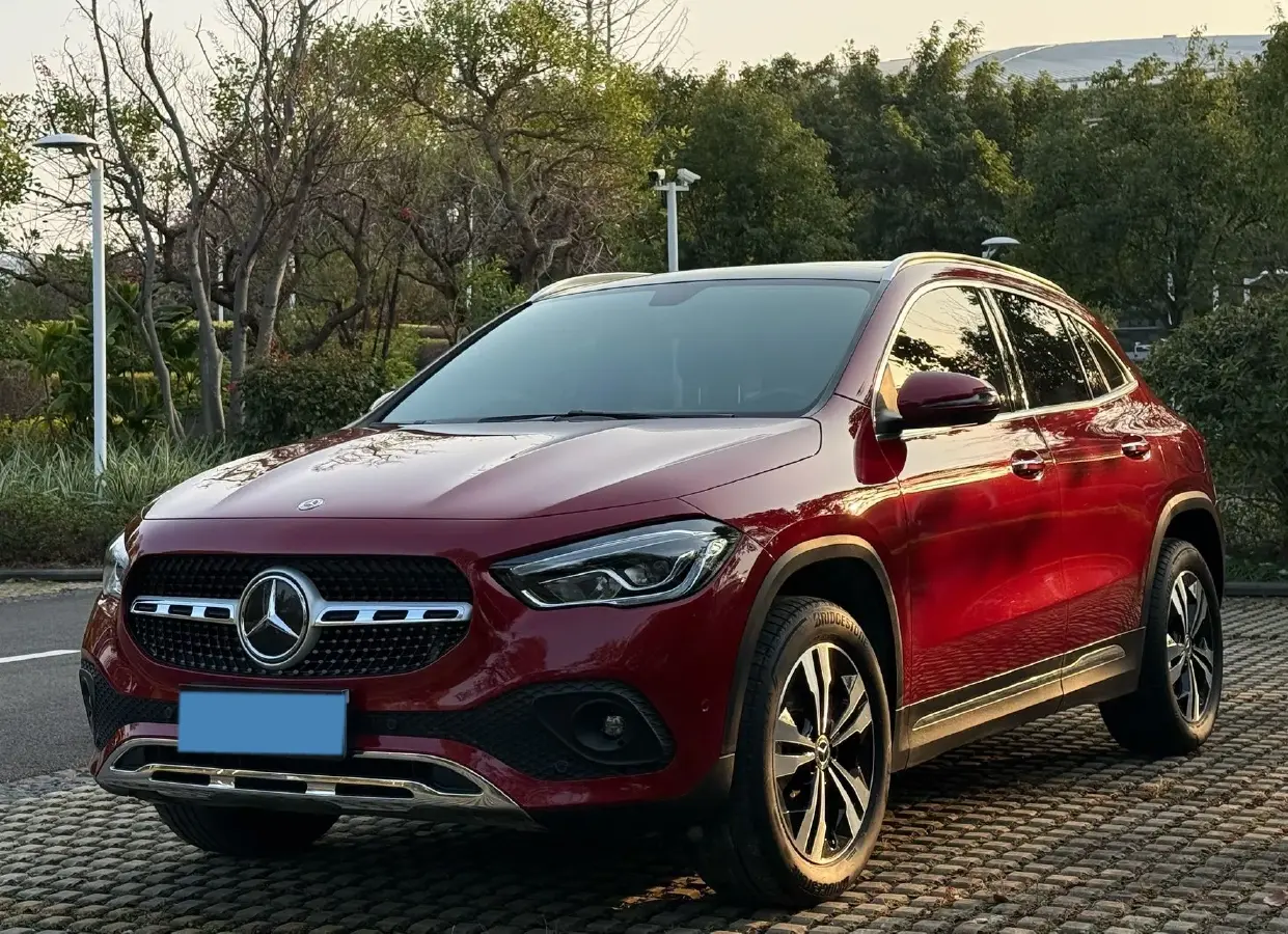 2020 Mercedes-Benz GLA Class 1.3T 163HP L4 7DCT
