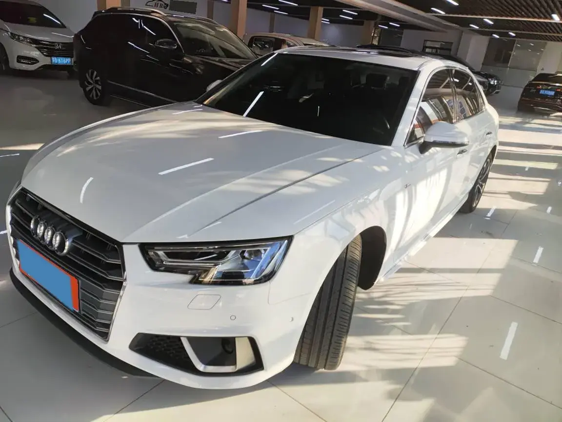 2019 Audi A4L 2.0T 190HP L4 7DCT