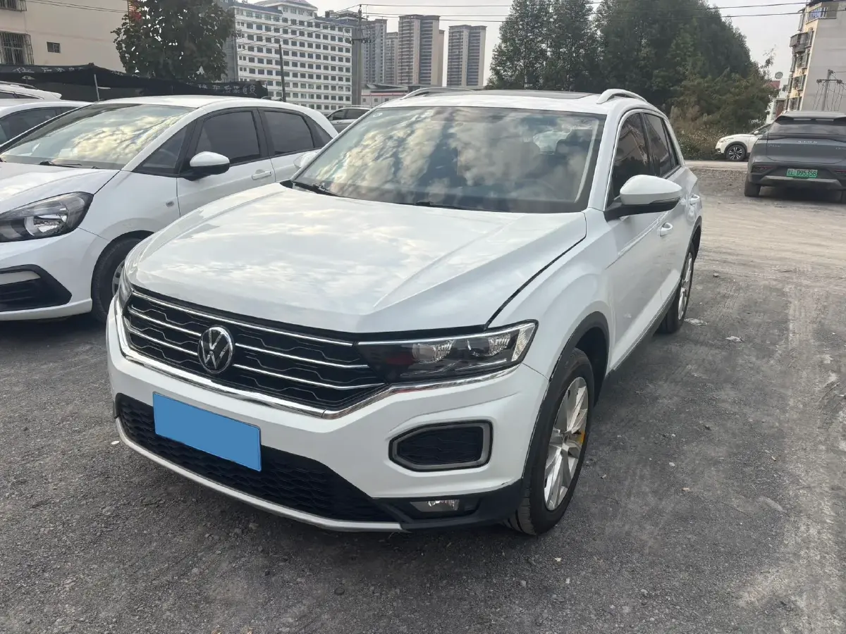 2022 Volkswagen T-Roc 1.4T 150HP L4 7DCT