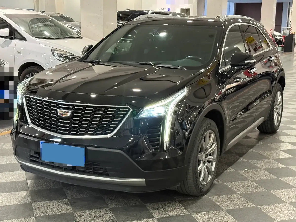 2020 Cadillac XT4 2.0T 241HP L4 9AT