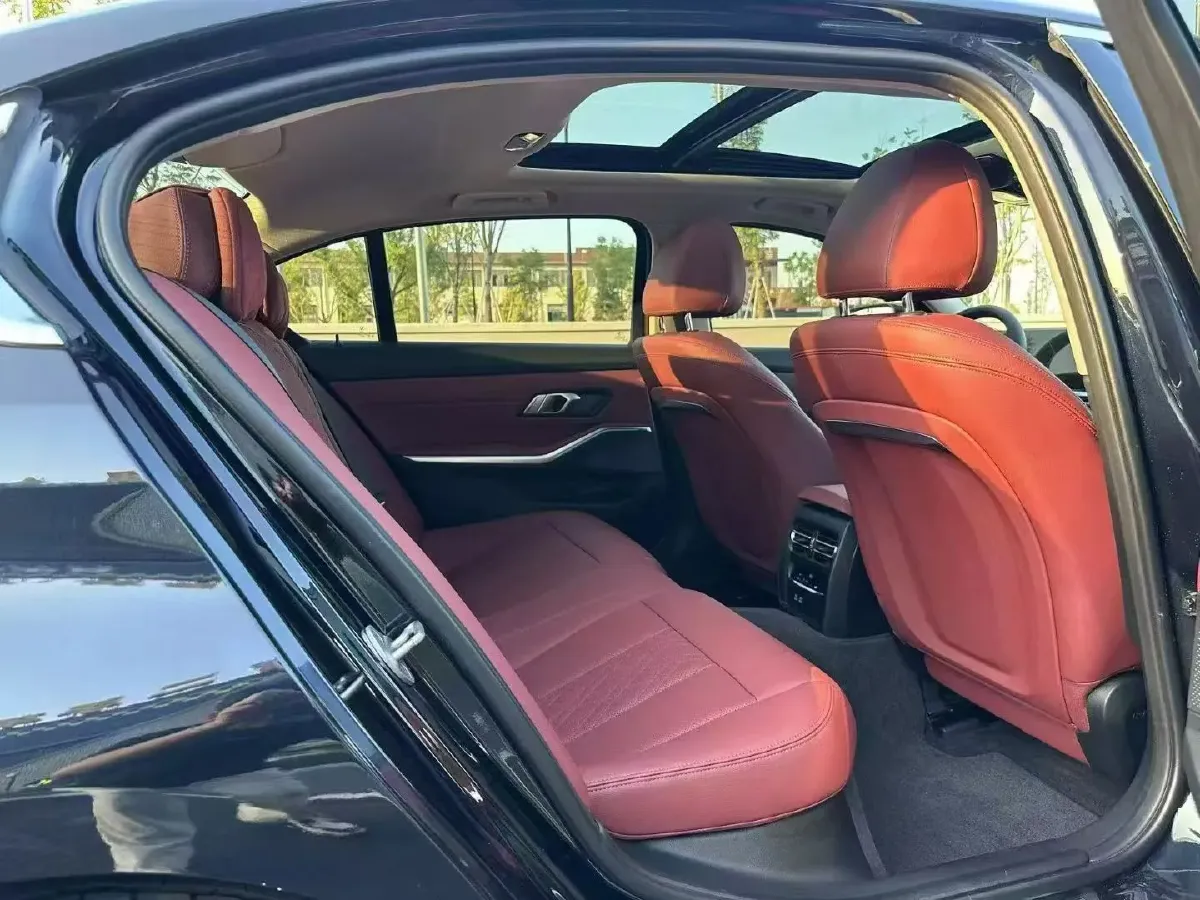 2023 BMW 3 Series 2.0T 184HP L4 8AT,autocango,china used car exporter,china ev exporter,chinese used car exporter,chinese used ev exporter