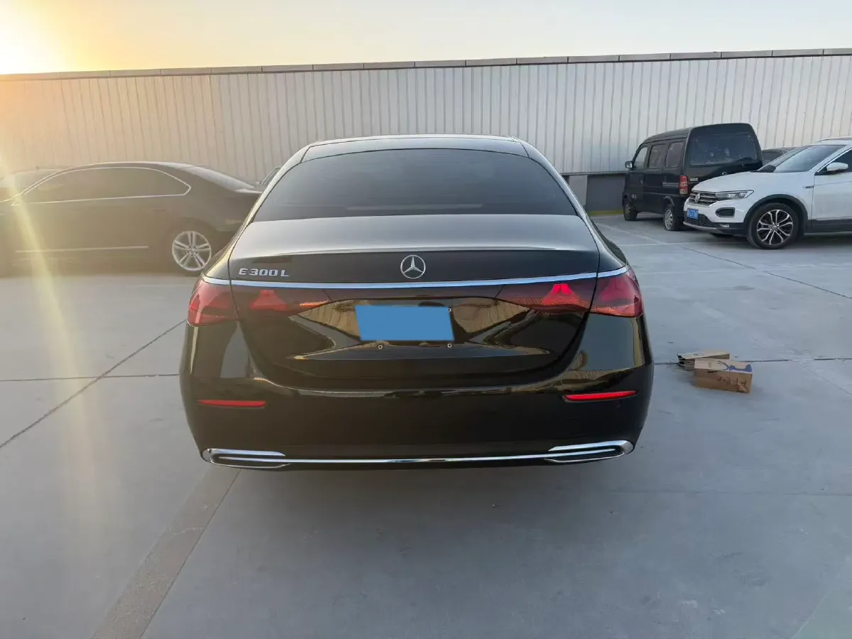 2024 Mercedes-Benz E Class 2.0T 258HP L4 9AT,autocango,china used car exporter,china ev exporter,chinese used car exporter,chinese used ev exporter