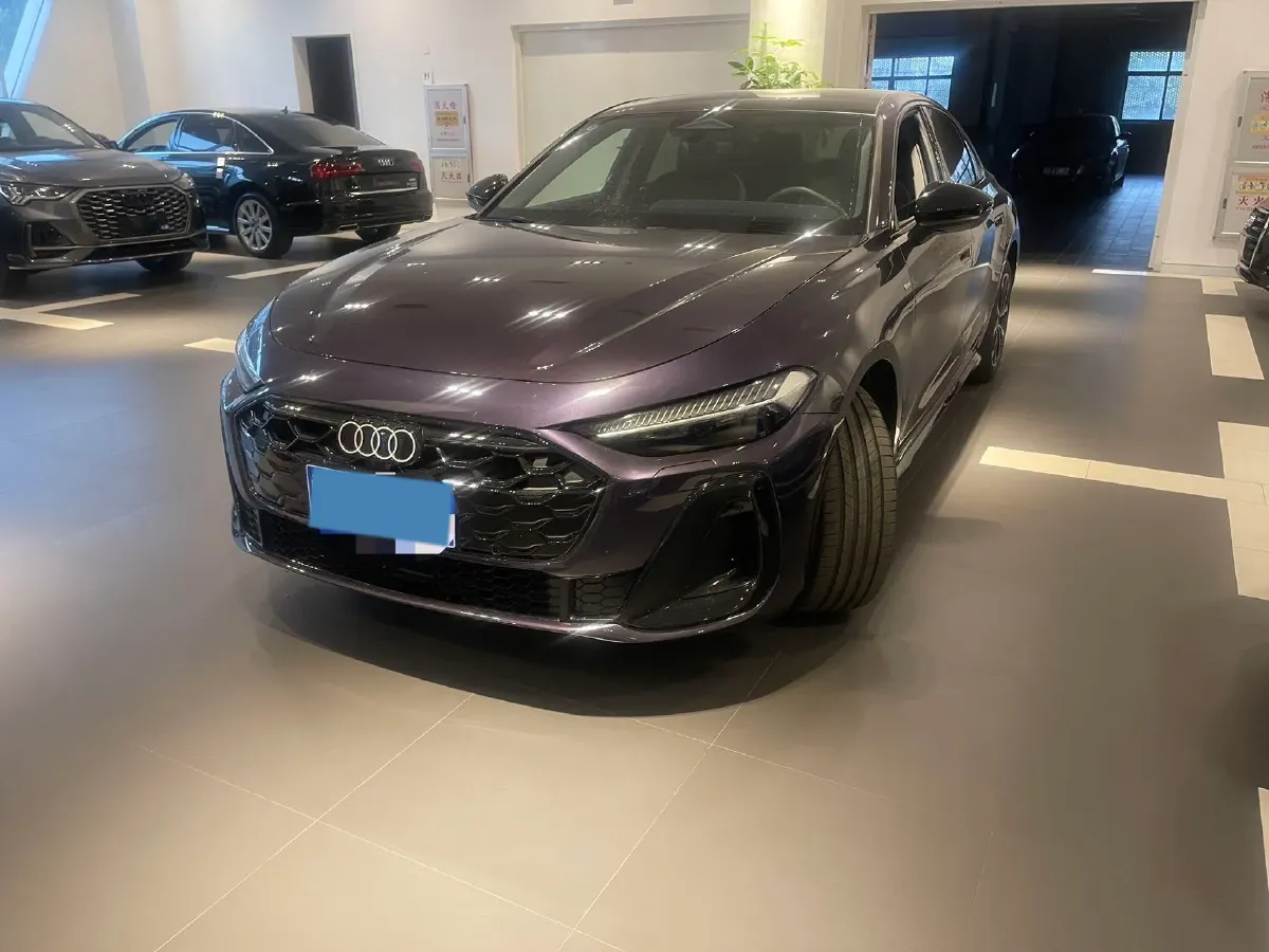 2026 Audi A5L 2.0T 204HP L4 7DCT,autocango,china used car exporter,china ev exporter,chinese used car exporter,chinese used ev exporter