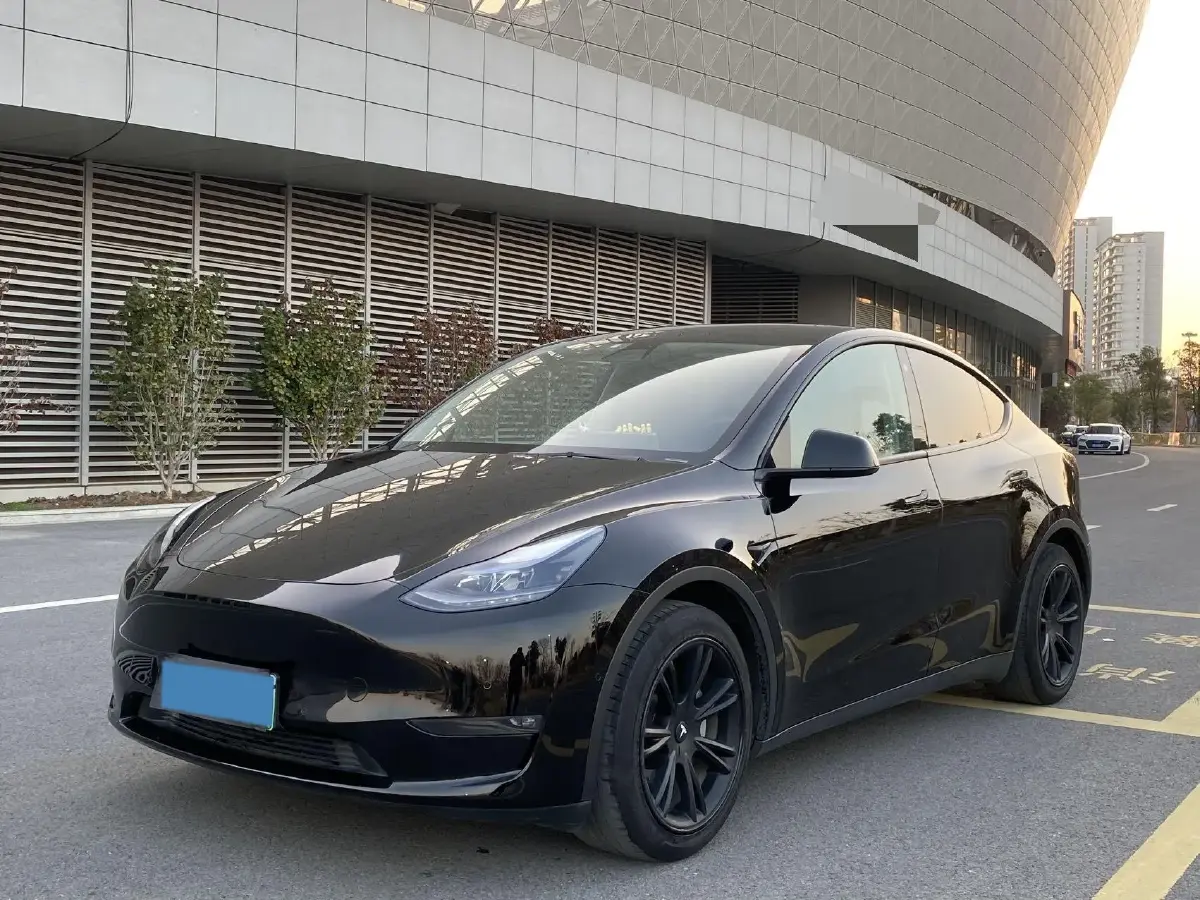 2021 Tesla Model Y BEV 60KWH