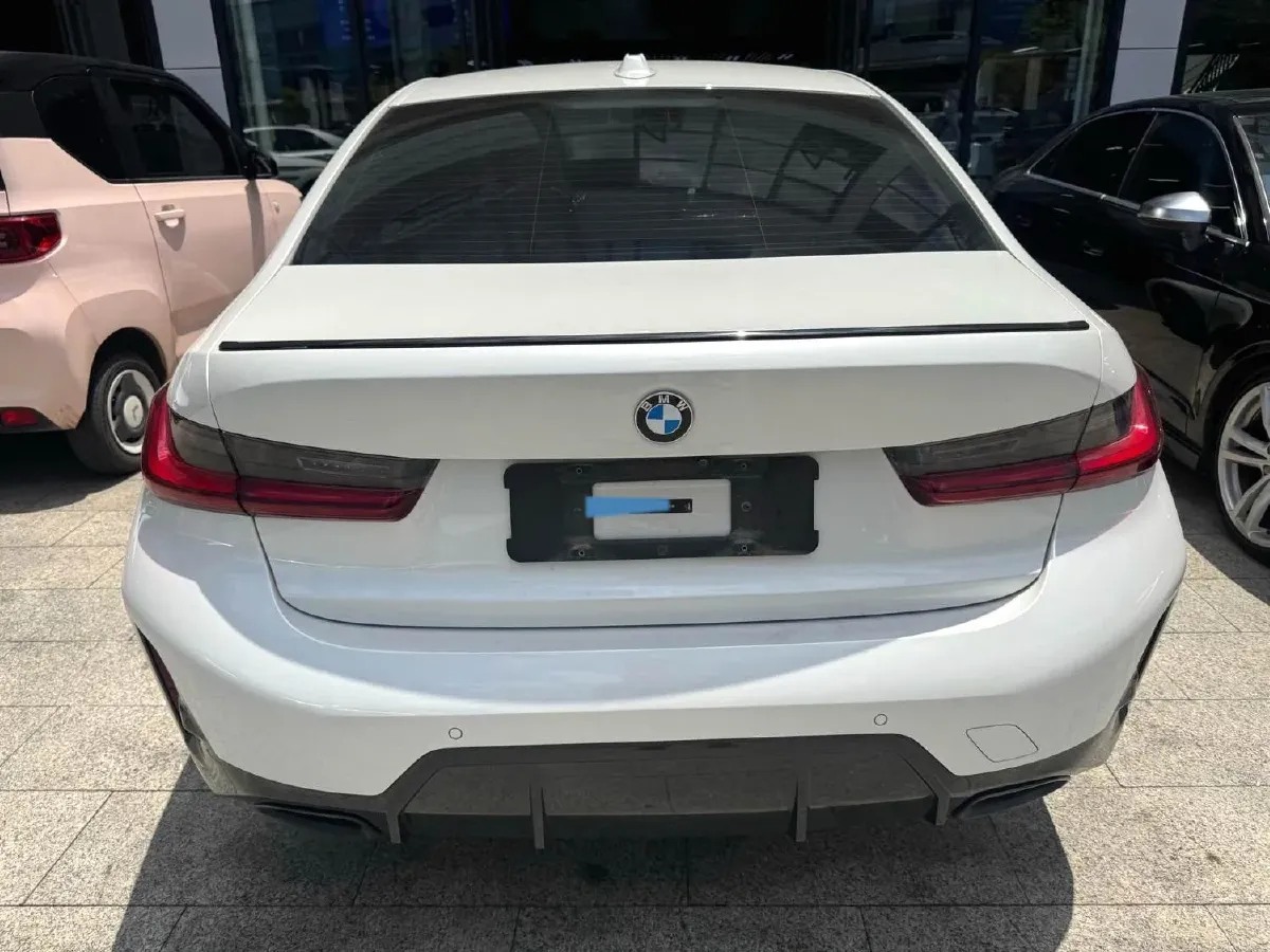 2024 BMW 3 Series 2.0T 184HP L4 8AT,autocango,china used car exporter,china ev exporter,chinese used car exporter,chinese used ev exporter