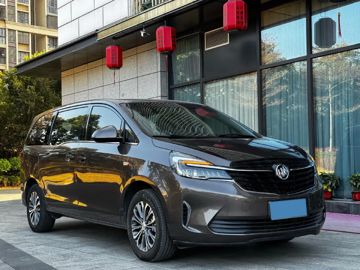 2022 Buick GL8 2.0T 237HP L4 9AT,autocango,china used car exporter,china ev exporter,chinese used car exporter,chinese used ev exporter