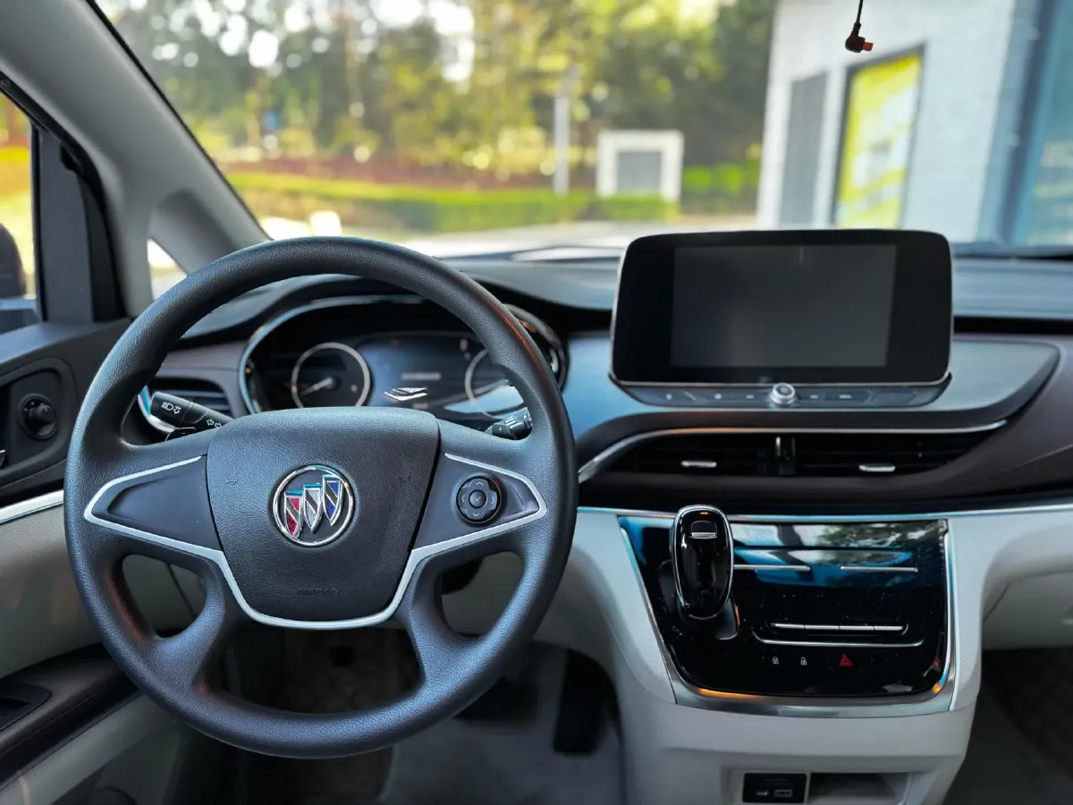 2022 Buick GL8 2.0T 237HP L4 9AT,autocango,china used car exporter,china ev exporter,chinese used car exporter,chinese used ev exporter