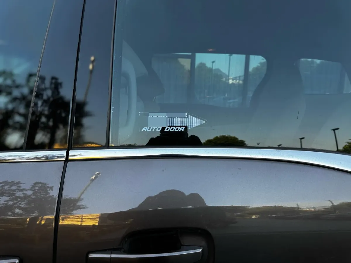 2022 Buick GL8 2.0T 237HP L4 9AT,autocango,china used car exporter,china ev exporter,chinese used car exporter,chinese used ev exporter