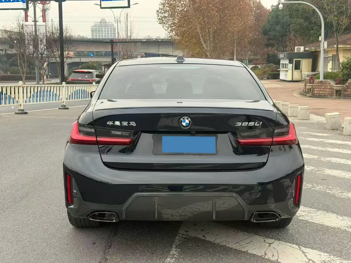 2024 BMW 3 Series 2.0T 184HP L4 8AT,autocango,china used car exporter,china ev exporter,chinese used car exporter,chinese used ev exporter